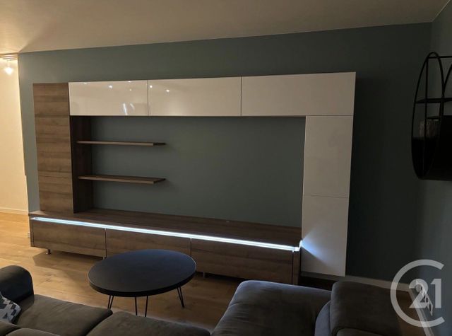 Appartement F3 à louer - 3 pièces - 80.0 m2 - COMBS LA VILLE - 77 - ILE-DE-FRANCE - Century 21 Marques Calmettes