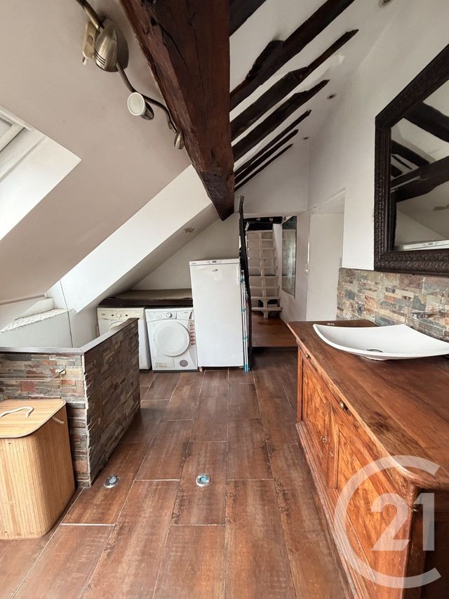 Appartement F2 à louer - 2 pièces - 54.0 m2 - VILLENEUVE ST GEORGES - 94 - ILE-DE-FRANCE - Century 21 Marques Calmettes
