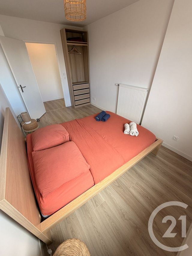 Appartement F3 à louer - 3 pièces - 64.0 m2 - IVRY SUR SEINE - 94 - ILE-DE-FRANCE - Century 21 Marques Calmettes