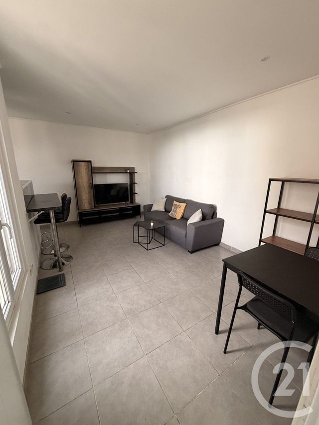 Appartement F2 à louer - 2 pièces - 34.0 m2 - VILLENEUVE ST GEORGES - 94 - ILE-DE-FRANCE - Century 21 Marques Calmettes