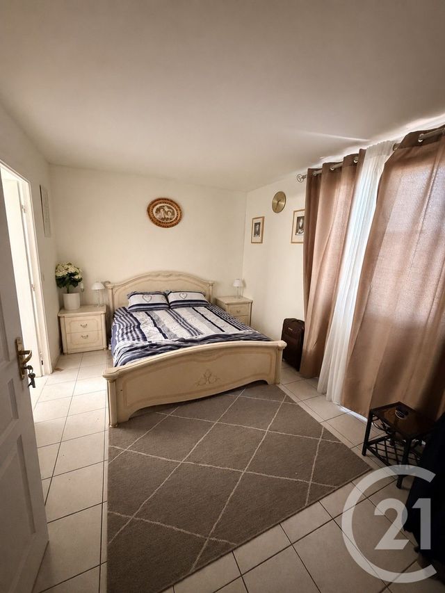maison à vendre - 6 pièces - 136.0 m2 - BUSSY ST GEORGES - 77 - ILE-DE-FRANCE - Century 21 Marques Calmettes