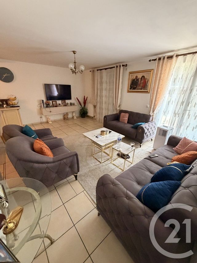 maison à vendre - 6 pièces - 136.0 m2 - BUSSY ST GEORGES - 77 - ILE-DE-FRANCE - Century 21 Marques Calmettes
