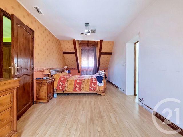 maison à vendre - 5 pièces - 139.49 m2 - OZOIR LA FERRIERE - 77 - ILE-DE-FRANCE - Century 21 Marques Calmettes