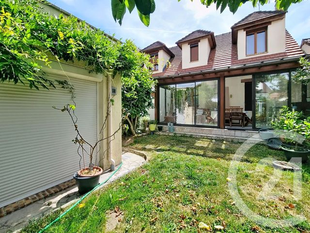 maison à vendre - 5 pièces - 139.49 m2 - OZOIR LA FERRIERE - 77 - ILE-DE-FRANCE - Century 21 Marques Calmettes