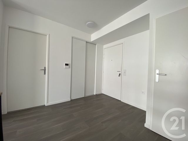 Appartement F2 à vendre - 2 pièces - 41.6 m2 - OZOIR LA FERRIERE - 77 - ILE-DE-FRANCE - Century 21 Marques Calmettes