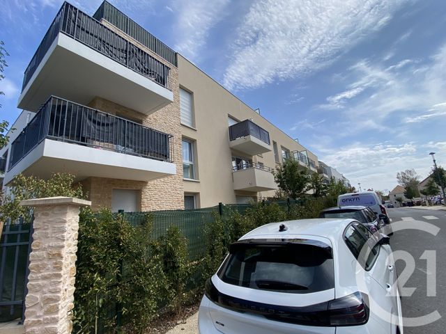Appartement F2 à vendre - 2 pièces - 41.6 m2 - OZOIR LA FERRIERE - 77 - ILE-DE-FRANCE - Century 21 Marques Calmettes