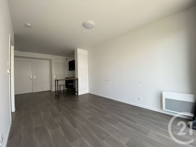 Appartement F2 à vendre - 2 pièces - 41.6 m2 - OZOIR LA FERRIERE - 77 - ILE-DE-FRANCE - Century 21 Marques Calmettes