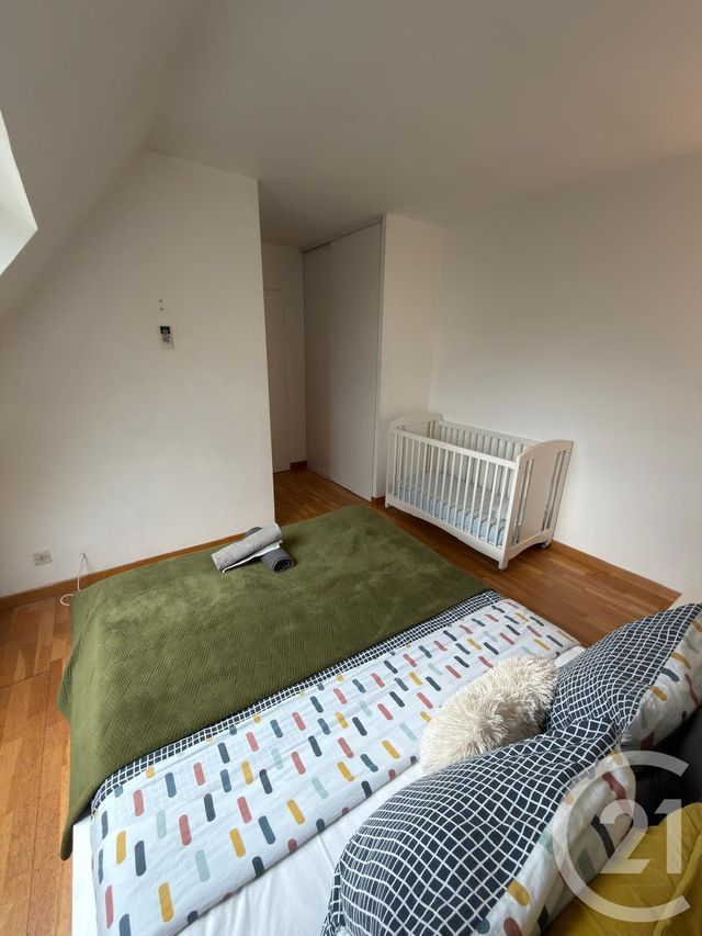 maison à louer - 4 pièces - 97.0 m2 - PONTAULT COMBAULT - 77 - ILE-DE-FRANCE - Century 21 Marques Calmettes