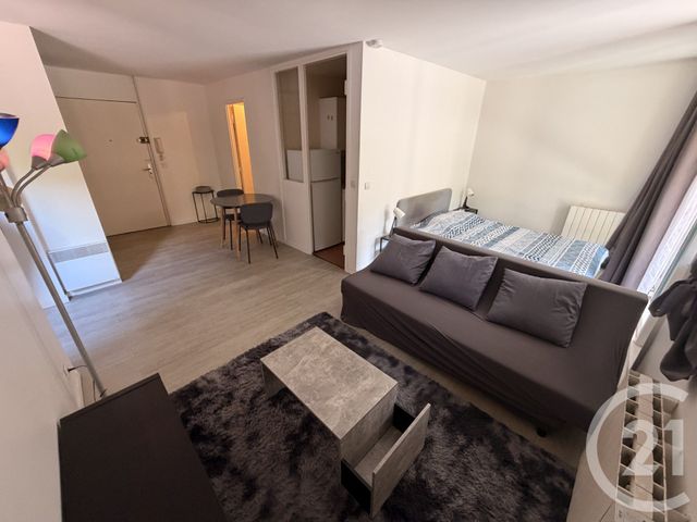 Appartement F1 à louer - 1 pièce - 35.0 m2 - NOISY LE GRAND - 93 - ILE-DE-FRANCE - Century 21 Marques Calmettes