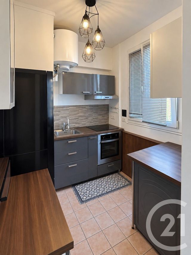 Appartement F2 à louer - 2 pièces - 32.0 m2 - CHAMPIGNY SUR MARNE - 94 - ILE-DE-FRANCE - Century 21 Marques Calmettes