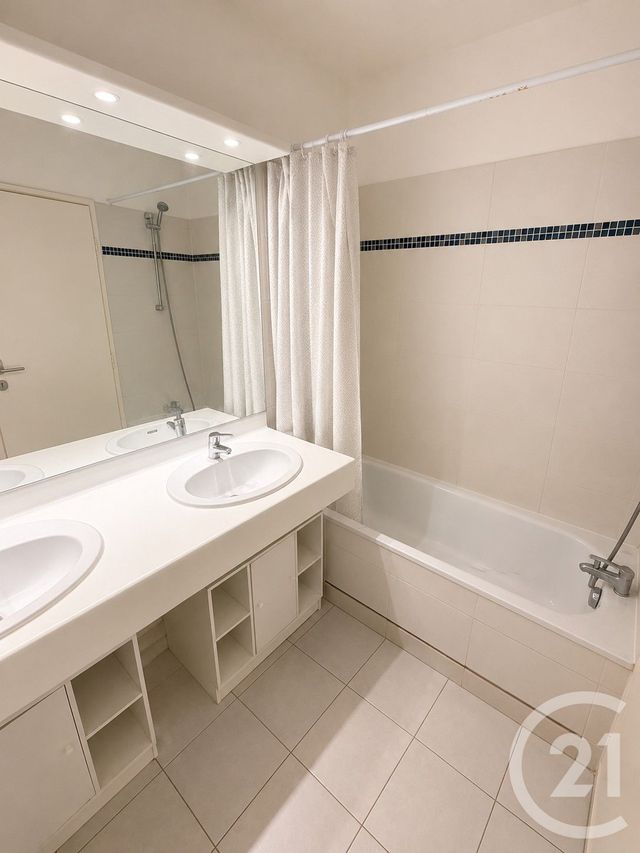 Appartement F3 à louer - 3 pièces - 67.0 m2 - ARGENTEUIL - 95 - ILE-DE-FRANCE - Century 21 Marques Calmettes