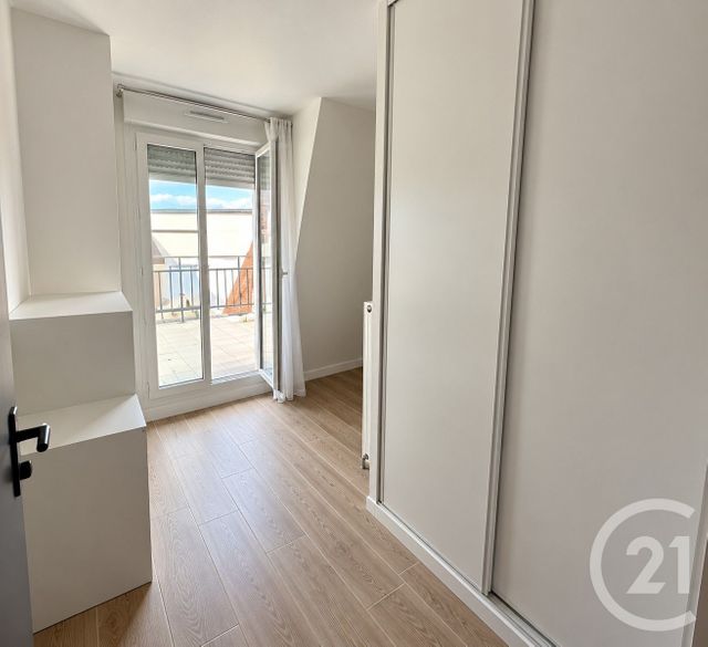 Appartement F1 à louer - 1 pièce - 28.0 m2 - CHELLES - 77 - ILE-DE-FRANCE - Century 21 Marques Calmettes