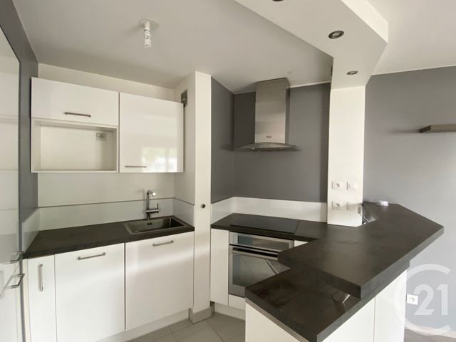 Appartement F2 à louer - 2 pièces - 45.5 m2 - LA QUEUE EN BRIE - 94 - ILE-DE-FRANCE - Century 21 Marques Calmettes