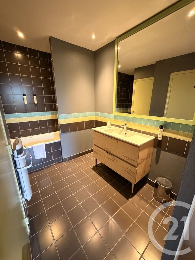 Appartement F1 à louer - 1 pièce - 26.0 m2 - SEINE PORT - 77 - ILE-DE-FRANCE - Century 21 Marques Calmettes