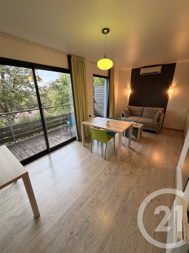 Appartement à louer - 3 pièces - 46.0 m2 - SEINE PORT - 77 - ILE-DE-FRANCE - Century 21 Marques Calmettes