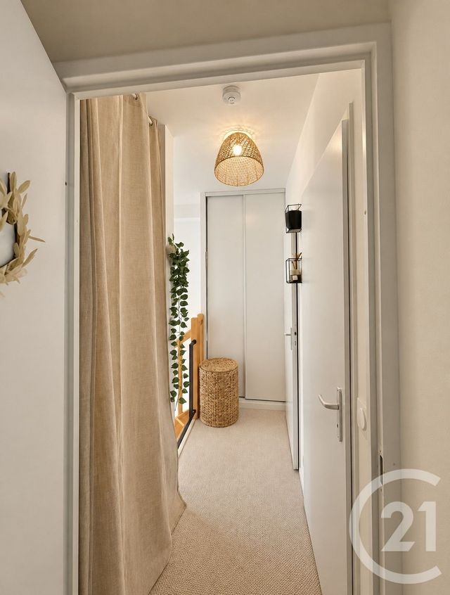 Appartement F3 à louer - 3 pièces - 70.0 m2 - NEUILLY SUR MARNE - 93 - ILE-DE-FRANCE - Century 21 Marques Calmettes