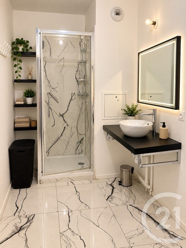 Appartement F2 à louer - 2 pièces - 40.0 m2 - LE BLANC MESNIL - 93 - ILE-DE-FRANCE - Century 21 Marques Calmettes