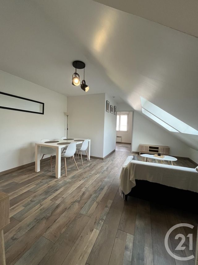 Appartement F2 à louer - 2 pièces - 49.0 m2 - TOURNAN EN BRIE - 77 - ILE-DE-FRANCE - Century 21 Marques Calmettes