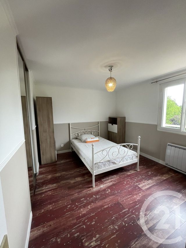maison à louer - 6 pièces - 140.0 m2 - OZOIR LA FERRIERE - 77 - ILE-DE-FRANCE - Century 21 Marques Calmettes