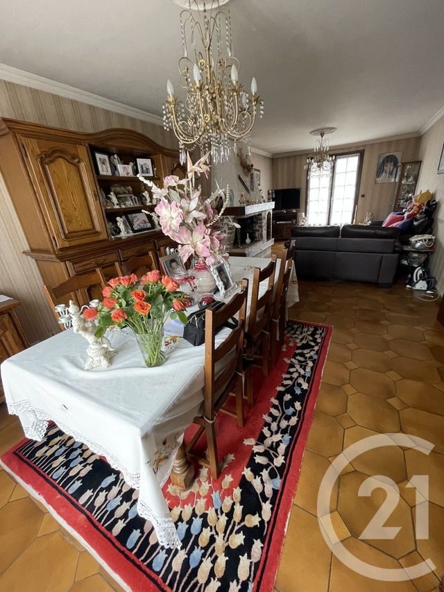 maison à vendre - 6 pièces - 114.0 m2 - OZOIR LA FERRIERE - 77 - ILE-DE-FRANCE - Century 21 Marques Calmettes
