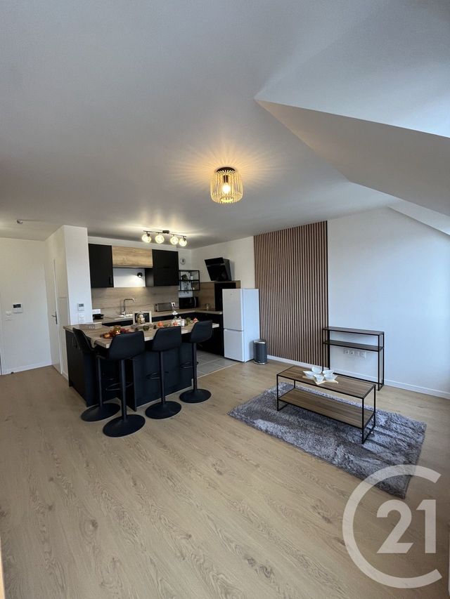Appartement Duplex à louer - 3 pièces - 56.69 m2 - OZOIR LA FERRIERE - 77 - ILE-DE-FRANCE - Century 21 Marques Calmettes